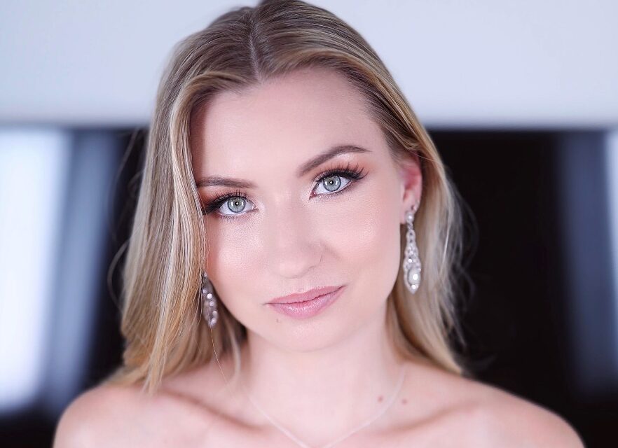 Emma Sirus: Complete Guide to Her Life & Career 2025